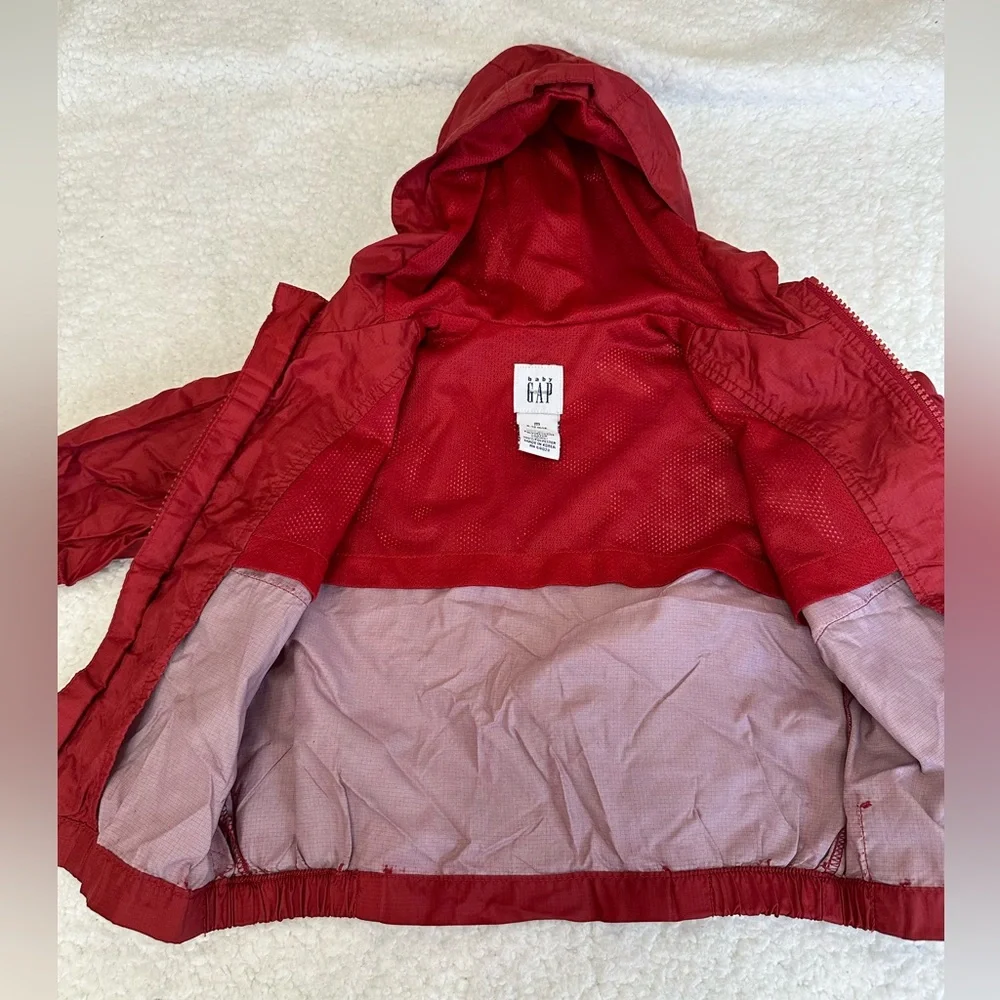 BabyGap dark red lightweight shell jacket Size 6-12 months